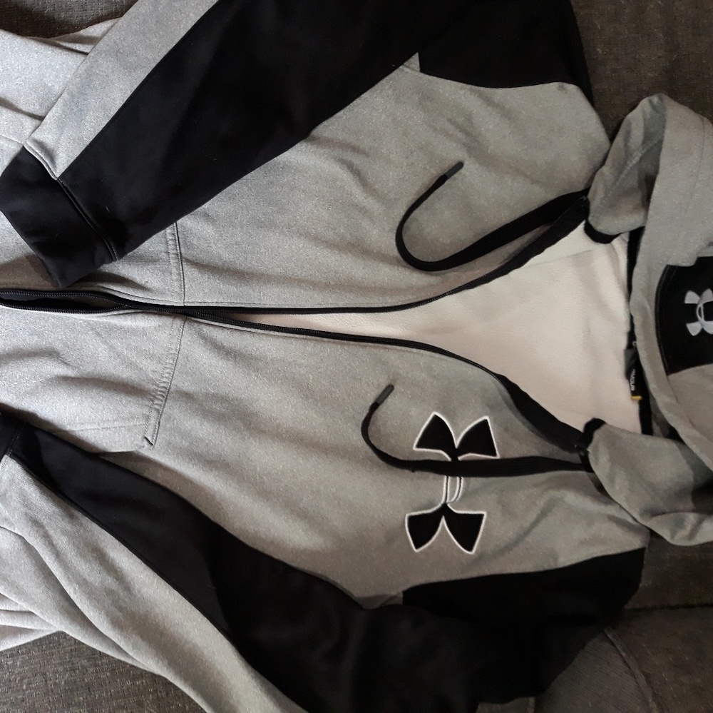 Under armour hooded jacket
